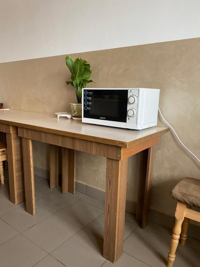Домашній Затишок Hostel Stryi Ngoại thất bức ảnh