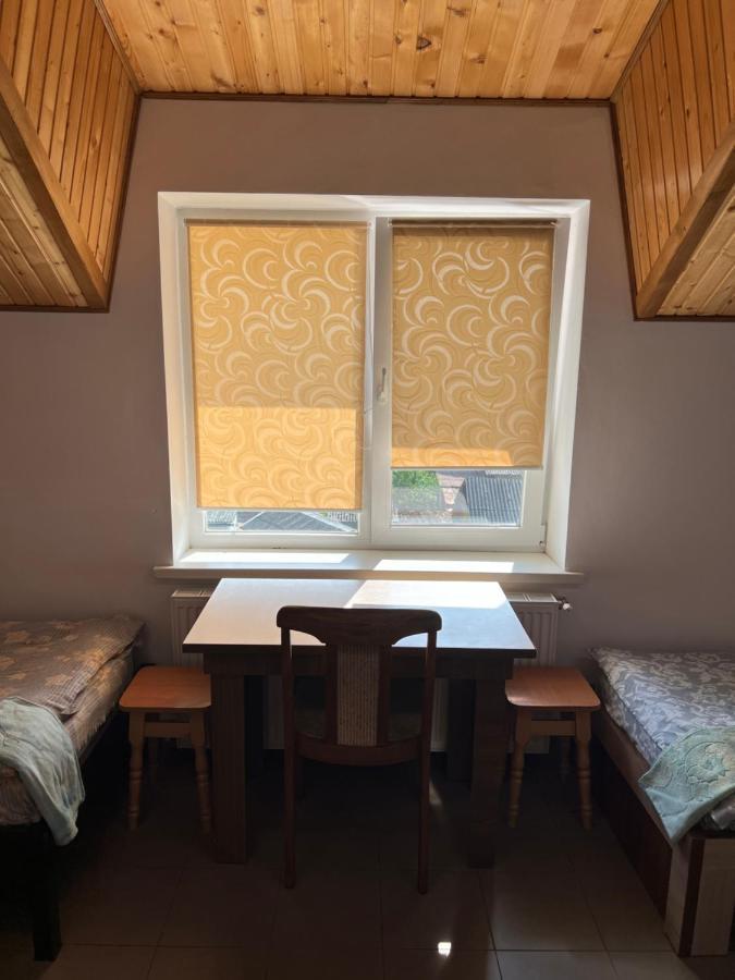Домашній Затишок Hostel Stryi Phòng bức ảnh